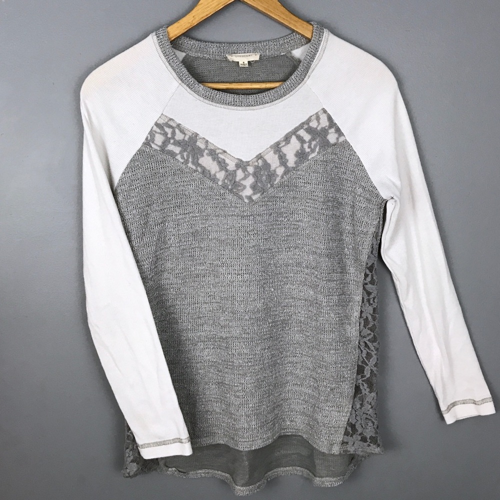 Crescent Lace color-block Pullover sweater
